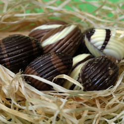 Oeufs de Pâques sans sucre ajouté en chocolat du chocolatier Beugnies
